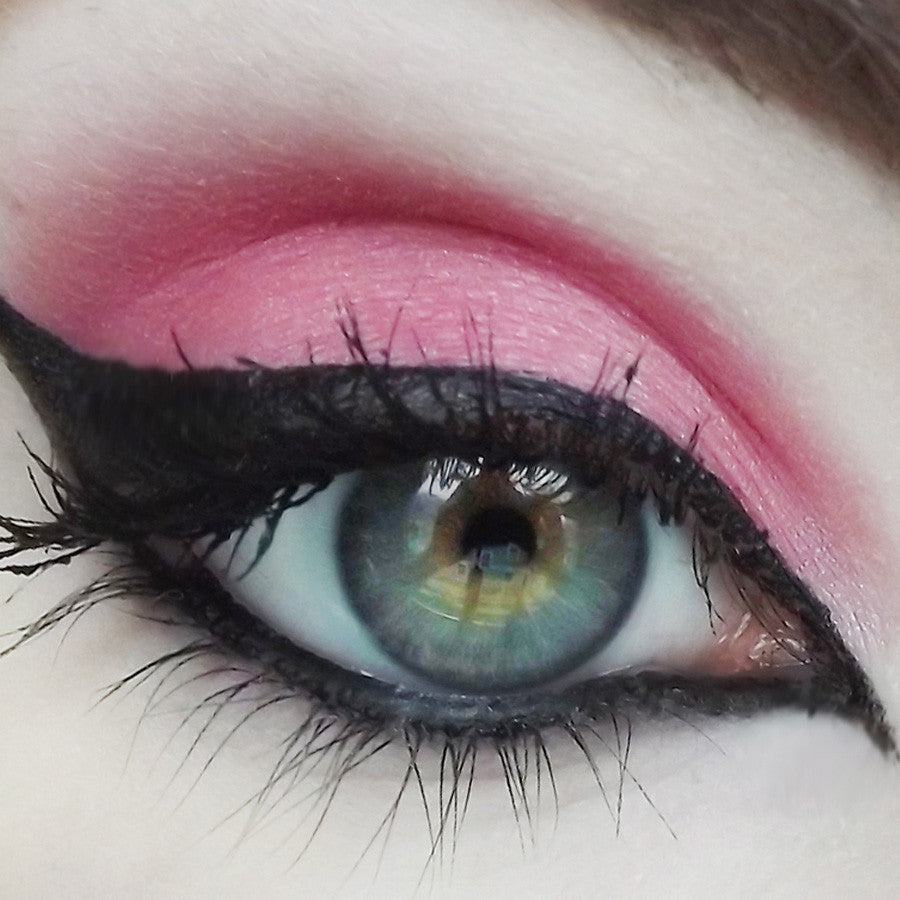 
                      
                        Lovey Dovey - Concrete Minerals
 - 3
                      
                    