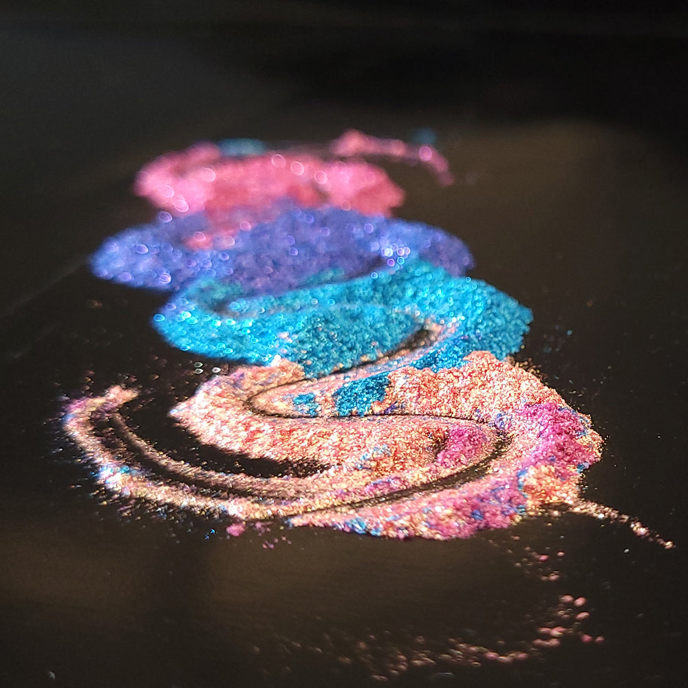 GLITTER EYESHADOW